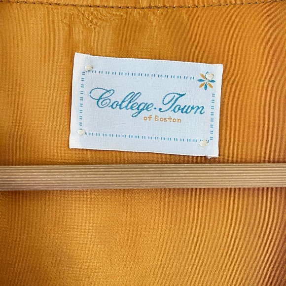 SOLDVintage Mustard Wool Vest - Picture 5 of 6